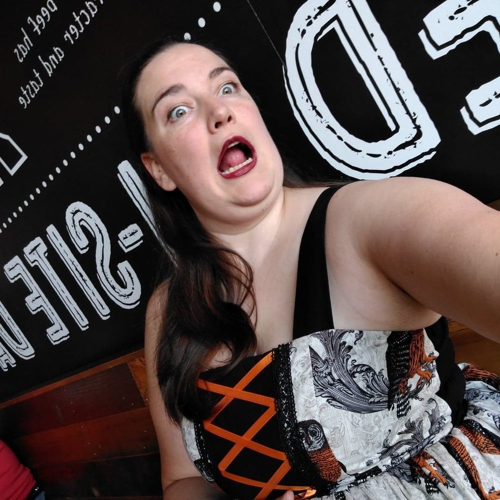 Meet your Posher, Leeta